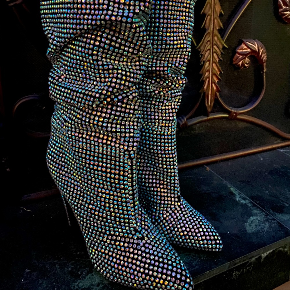 Steve Madden rhinestone boots size 7